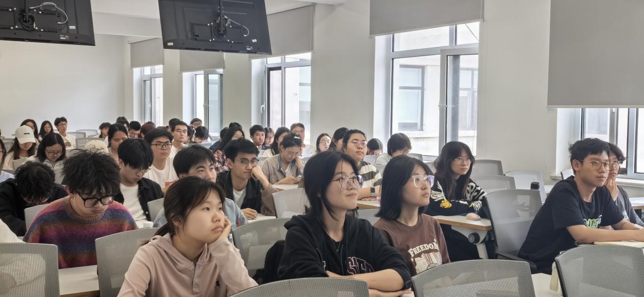 讲座2.jpg